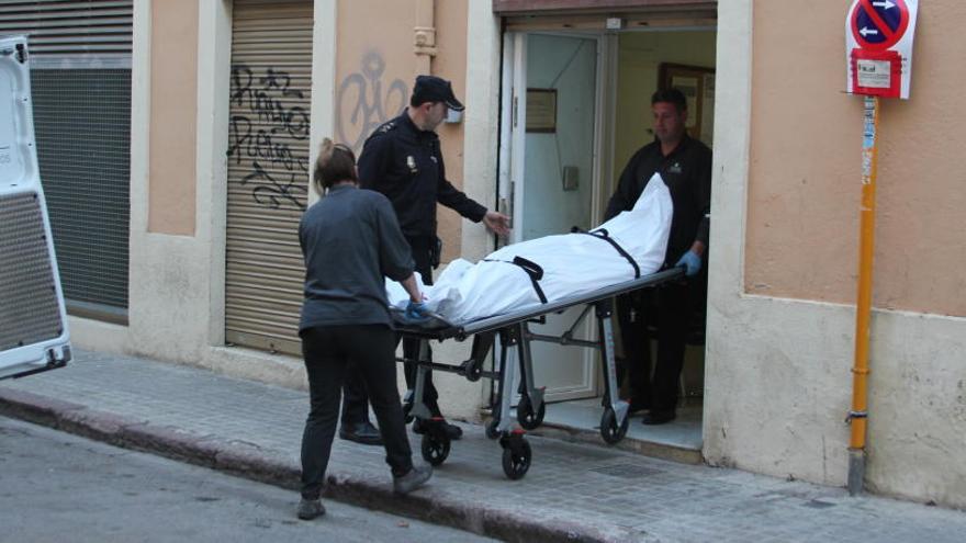 Un hombre muere apuñalado en un centro asistencial del centro de València