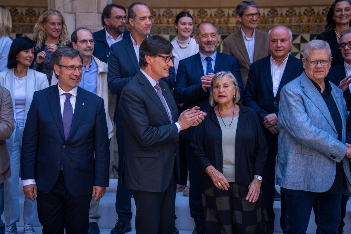 Acto de firma del Pacte Nacional per la Llengua
