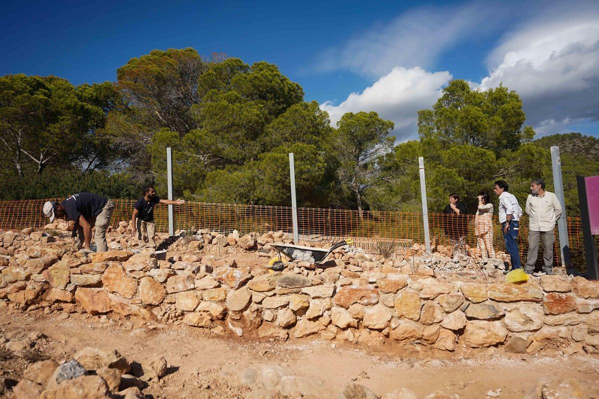 Las obras de museización de sa Caleta, en imágenes Las obras de museización de sa Caleta, en imágenes