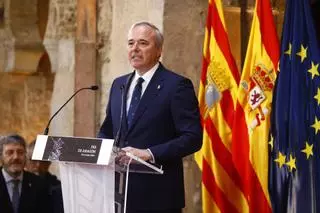 Azcón llama a que Aragón sea “motor del futuro” dentro de la senda constitucional