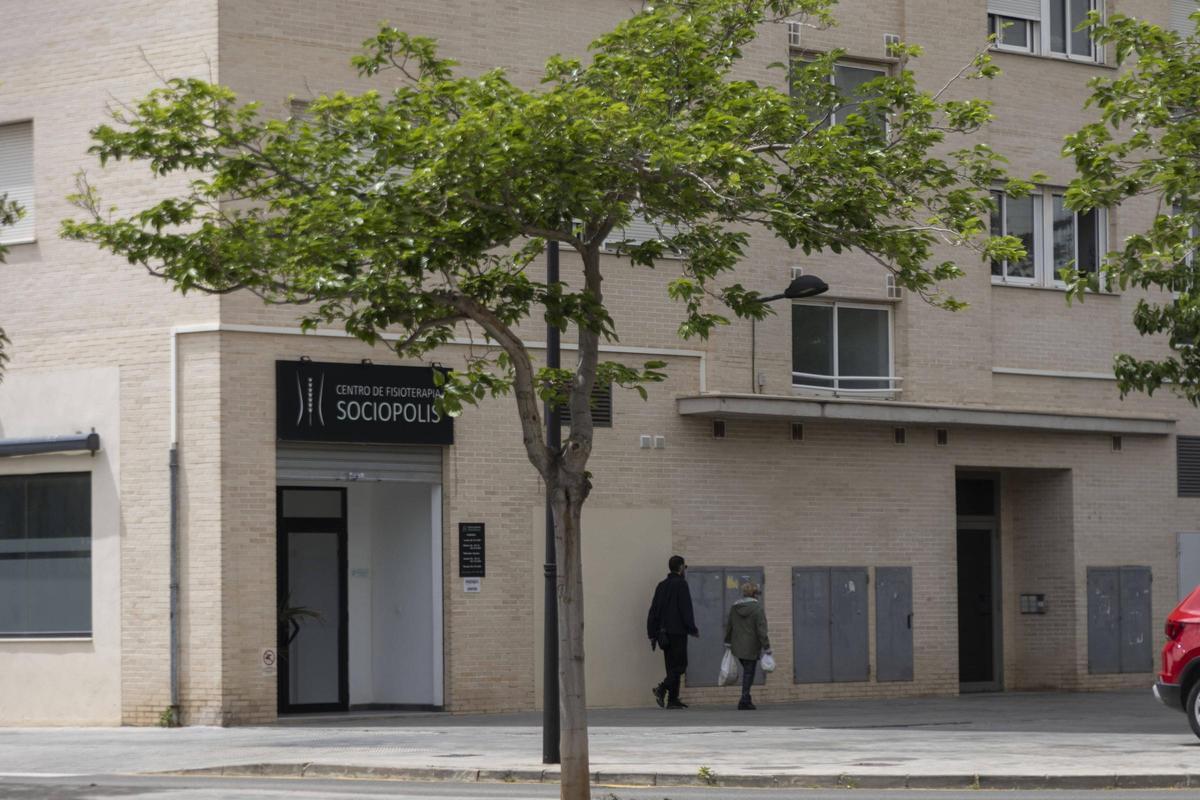 Edificio de alquiler social que va a adquirir el Ayuntamiento de València en La Torre.
