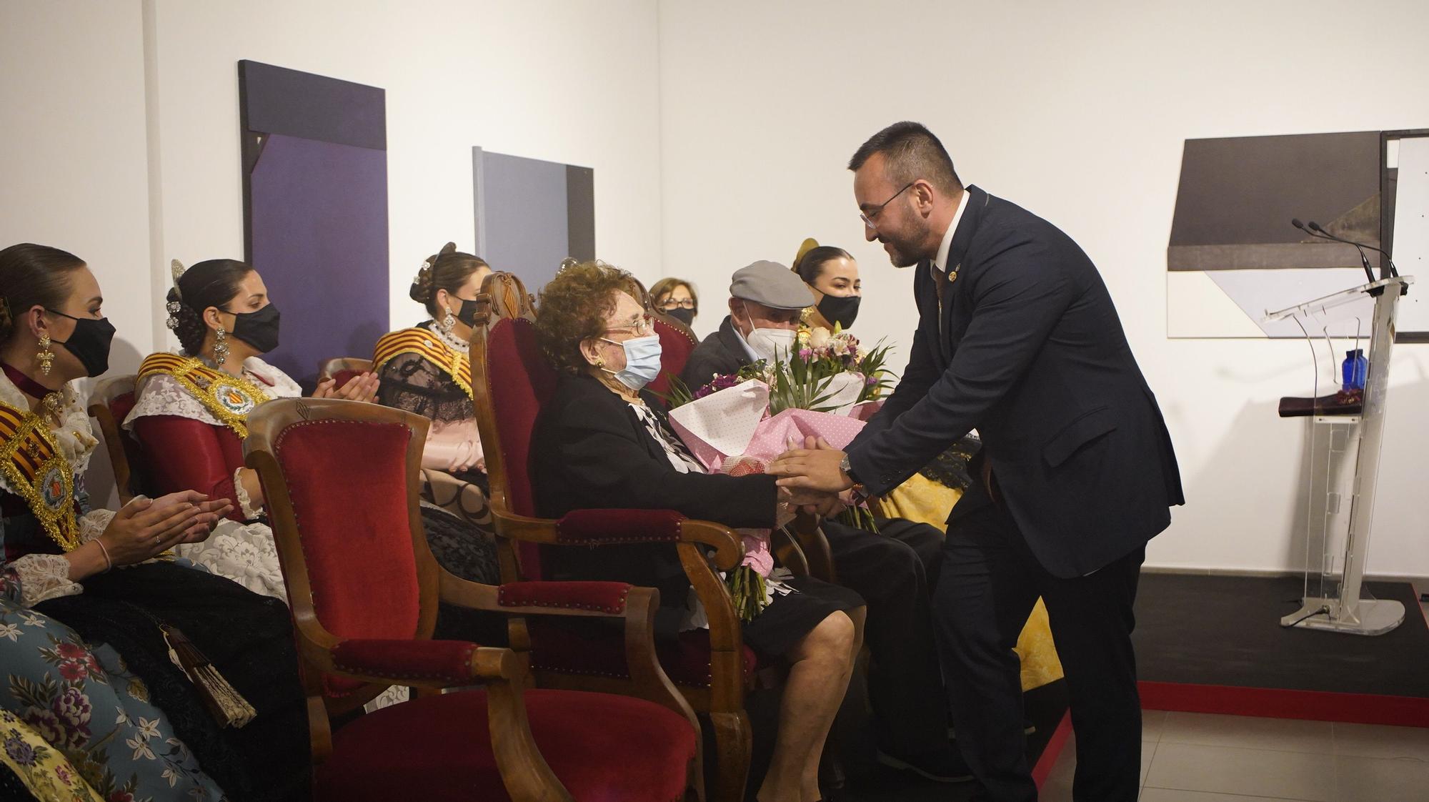 Misa de Crist de l'Hospital y homenaje a la gente más mayor de Vila-real