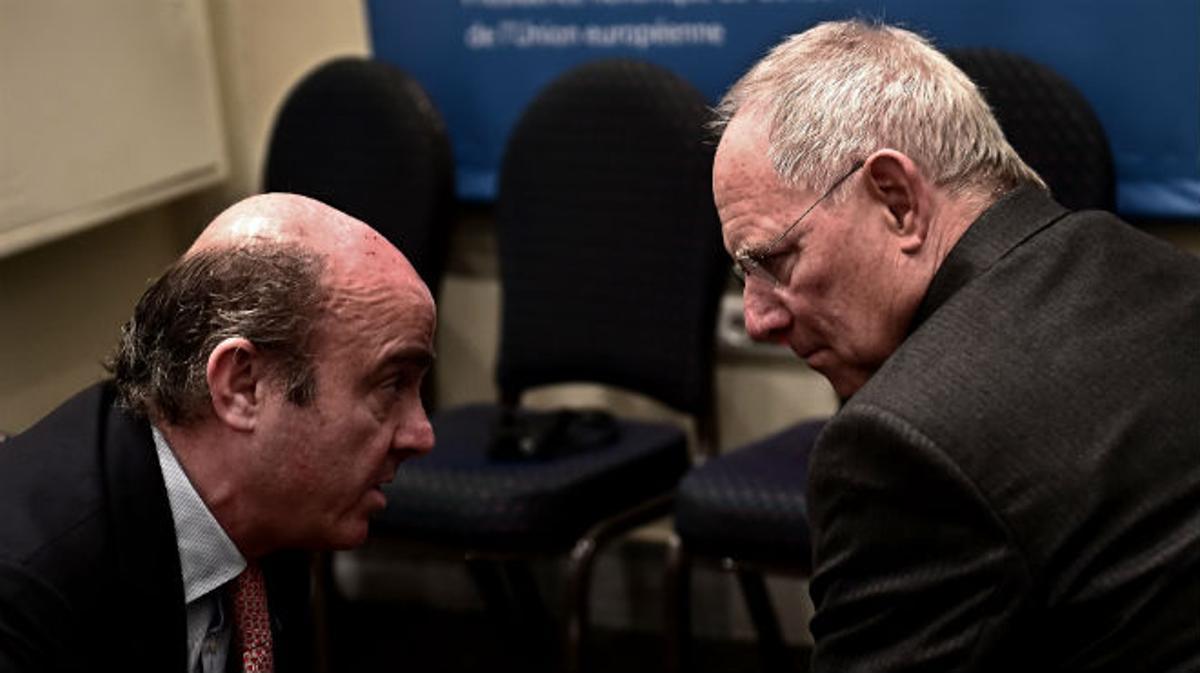 El ministre d’Economia ha ressaltat que les previsions apunten que la recuperació s’està consolidant.