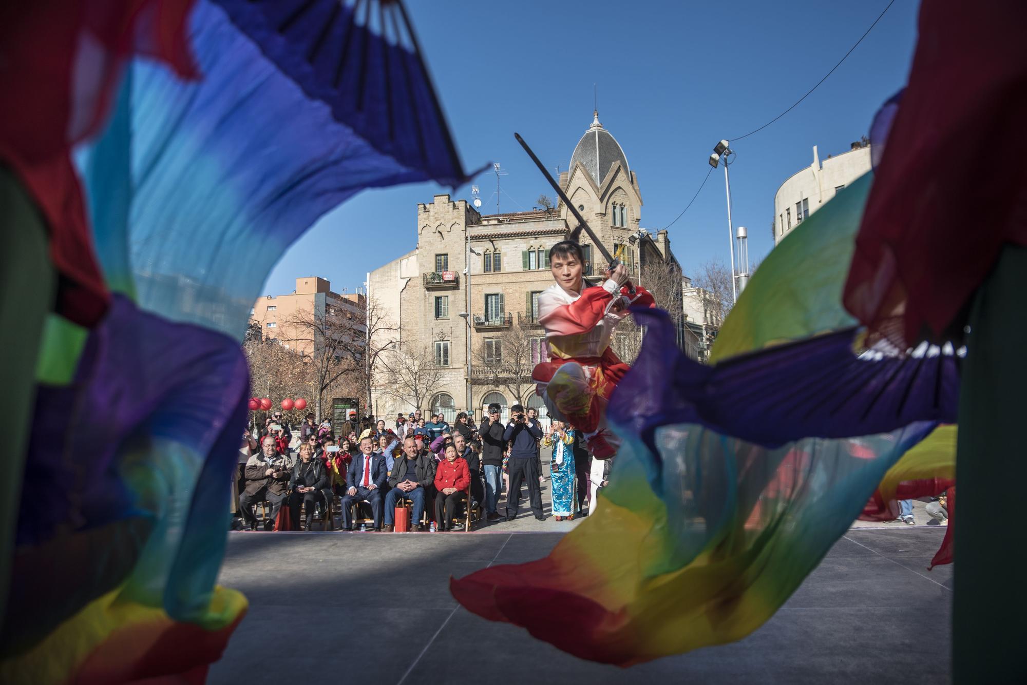 Celebració de l'Any Nou Xinès a la plaça de Sant Domènec de Manresa