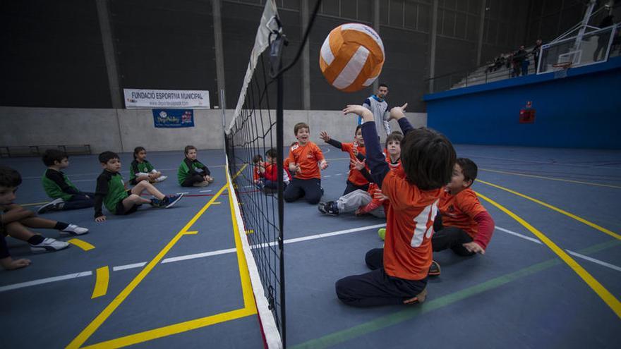 200 alumnos de primaria tendrán la posibilidad de conocer el voleibol