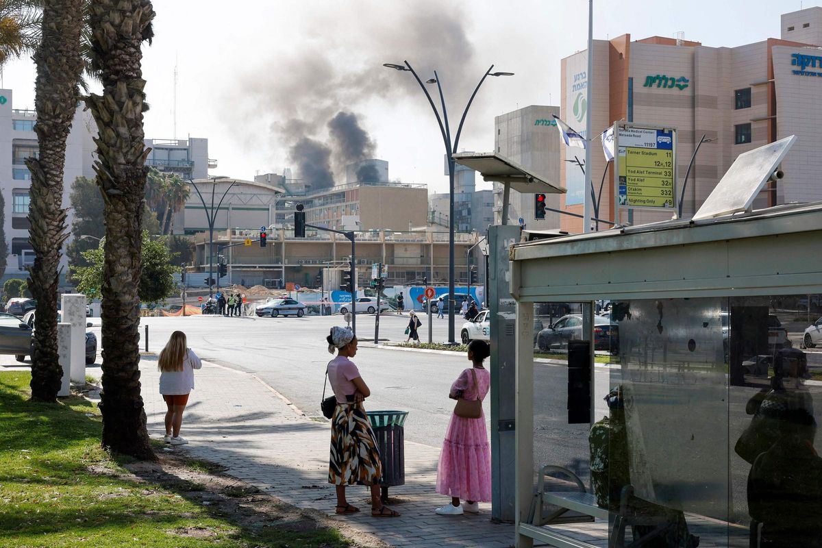 Un misil iraní impacta contra el hospital de Soroka en el sur de Israel
