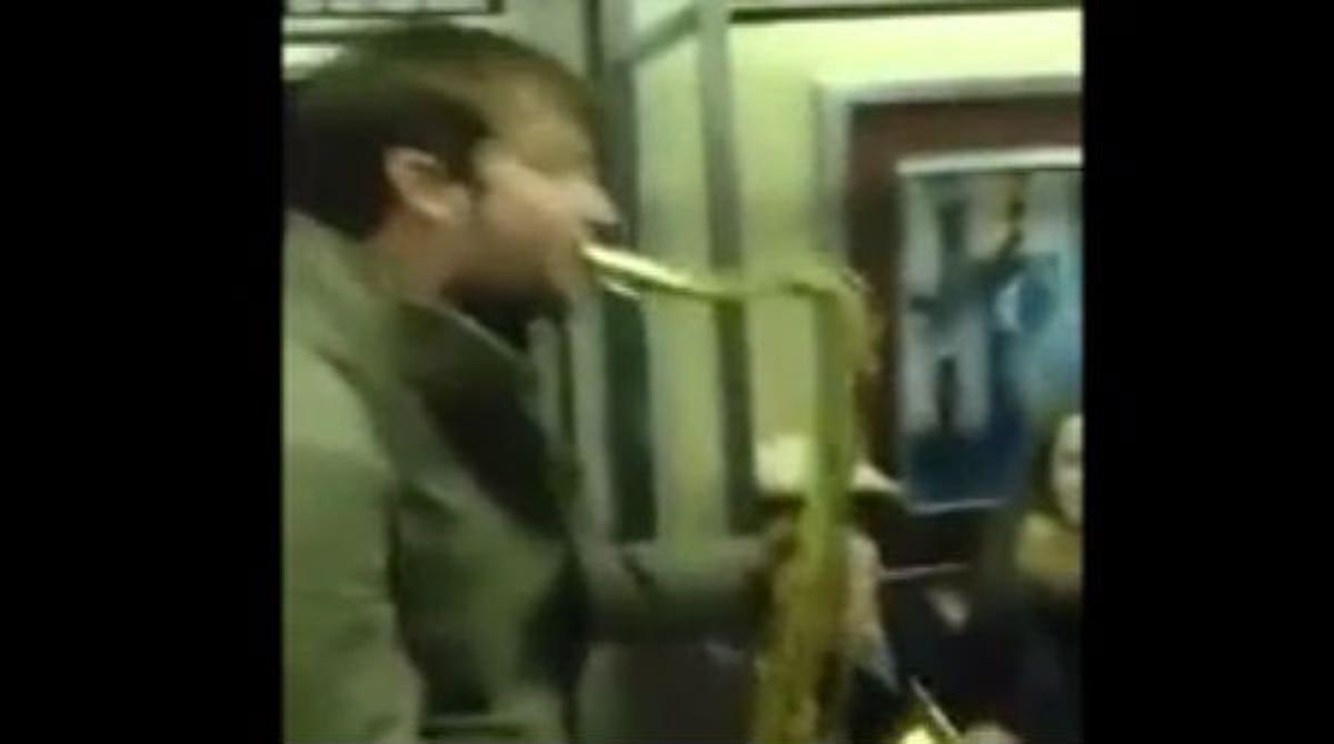 Els intèrprets van sorprendre el públic amb la seva inesperada trobada.