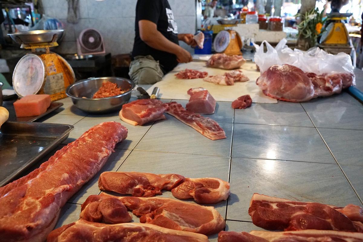 Algunos expertos aconsejan reducir o eliminar el consumo de carne de vacuno.