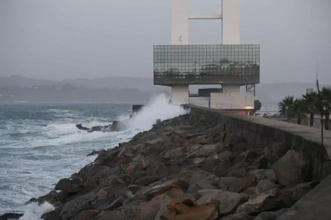El Gobierno central descarta retirar el nombre de Barrié de la Maza al dique de abrigo de A Coruña