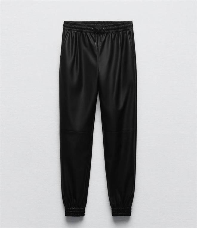 Pantalones efecto piel de Zara