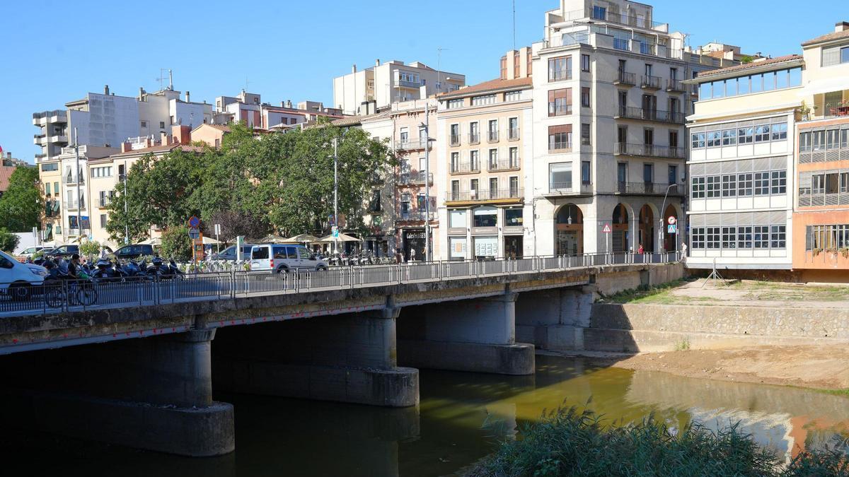 La plaça de Catalunya, després de les obres de reforç