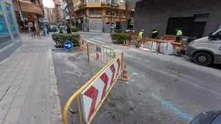 Las obras en el Centro de Alicante dejan a varios vecinos sin su plaza de garaje