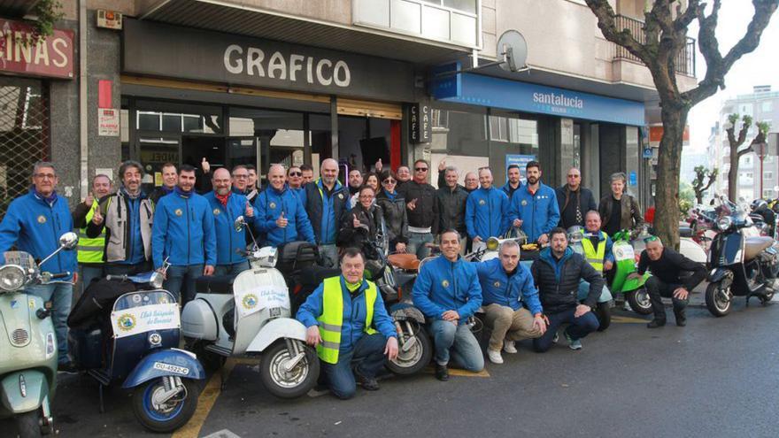 Decenas de motos recorren la comarca de Celanova