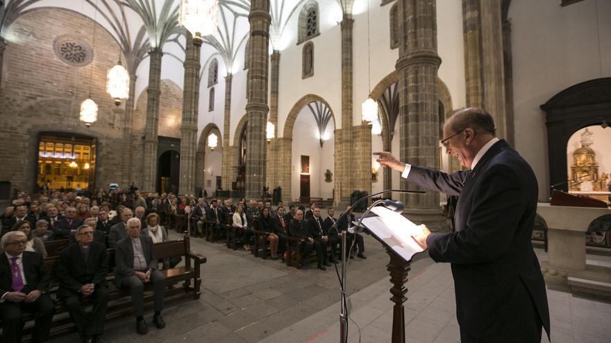El cronista oficial de Las Palmas recorre las raíces de la Semana Santa de San Lorenzo en su pregón