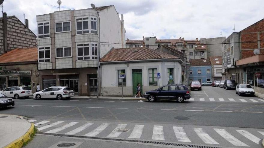 Los taxis serán reubicados exactamente en el margen derecho de la calle al fondo de la imagen, Ricardo Caamaño.