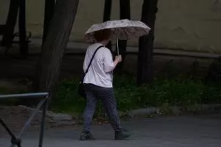 Las lluvias y tormentas ponen en aviso a 14 provincias este sábado