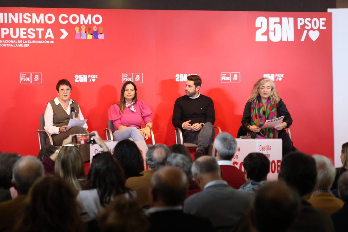 EL PSOECyL CELEBRA EN ZAMORA LAS JORNADAS 'FEMINISMO COMO RESPUESTA. POR EL CUMPLIMIENTO DEL PACTO DE ESTADO CONTRA LA VIOLENCIA DE GENERO EN CASTILLA Y LEÓN. Mas Fotos Entrevista Ministra