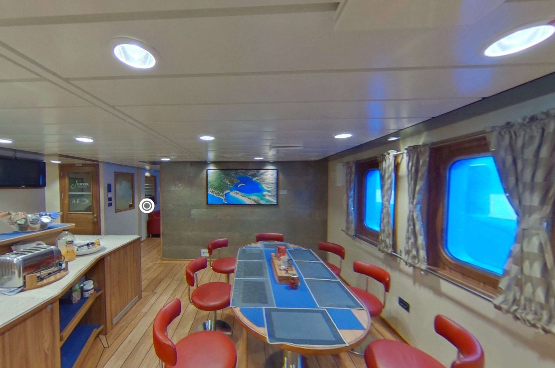 Así era por dentro el "Argos Georgia"