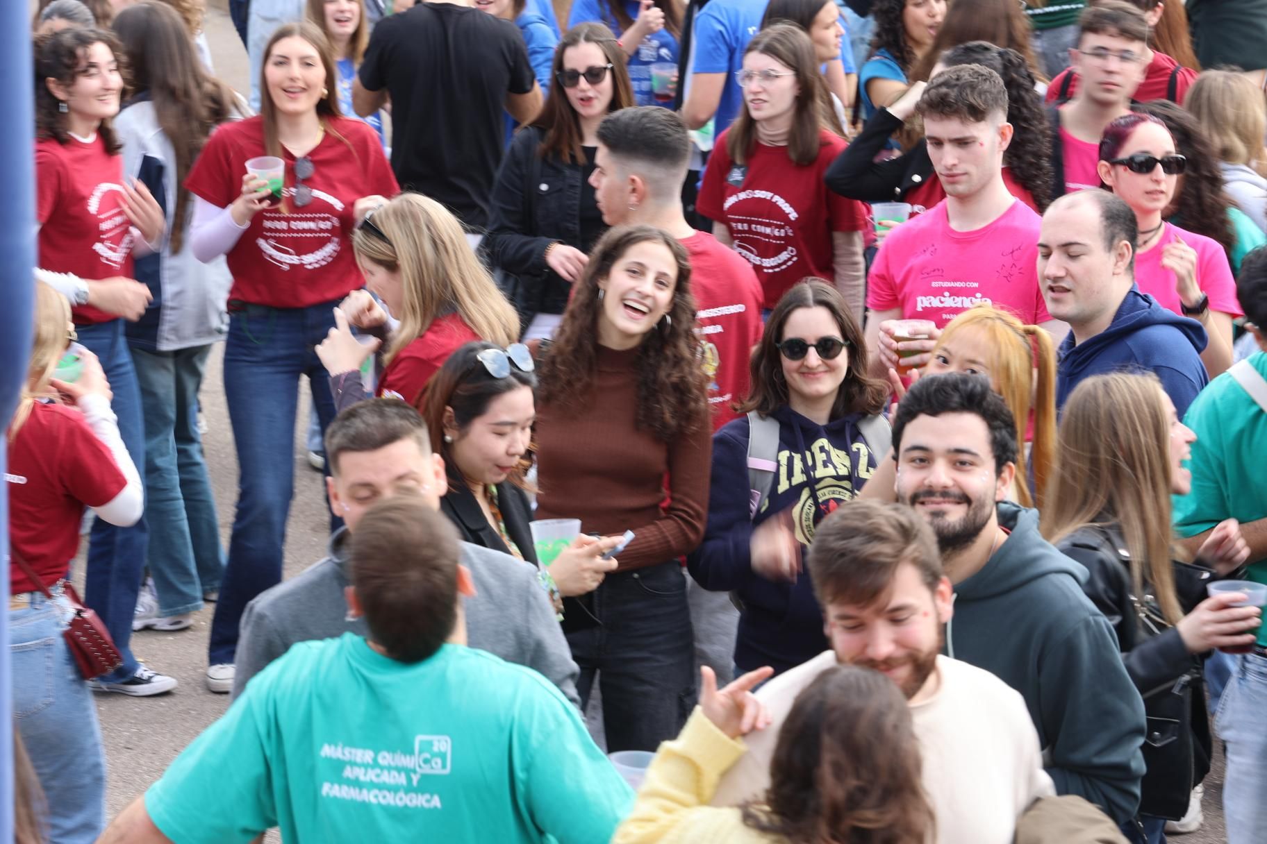 Búscate en las fotos de la fiesta de las paellas 2025 de la UJI en Castellón