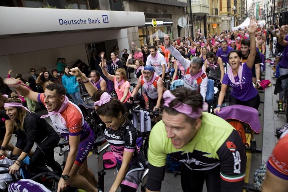 Jornada "De tiendas a mediodía" en Gijón