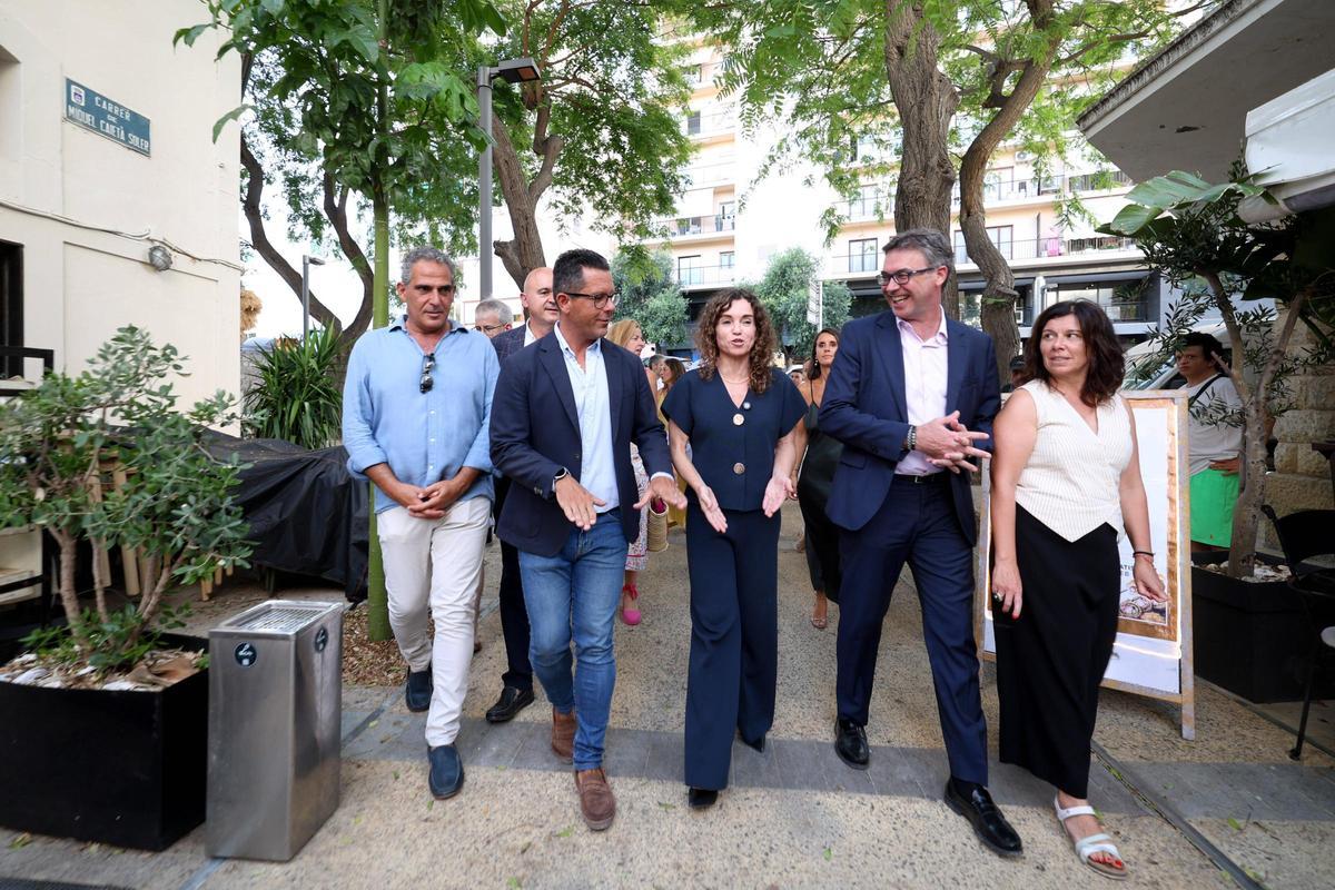 Inauguración del nuevo reloj de Vara de Rey en Ibiza. Inauguración del nuevo reloj de Vara de Rey en Ibiza.