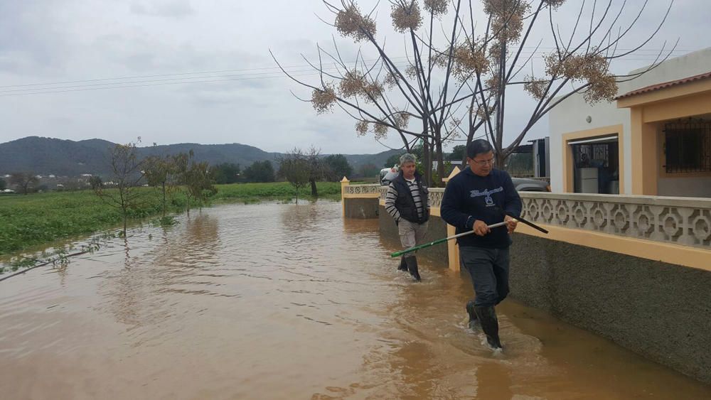 Casa inundada de Cas Pep Costera en Can Guillamo.