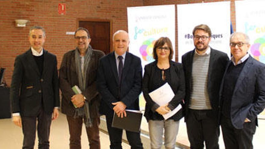 Pérez Pont, Casar Pinazo, Girona, Amoraga, Ibáñez y Guarinos, ayer, en la presentación del plan.