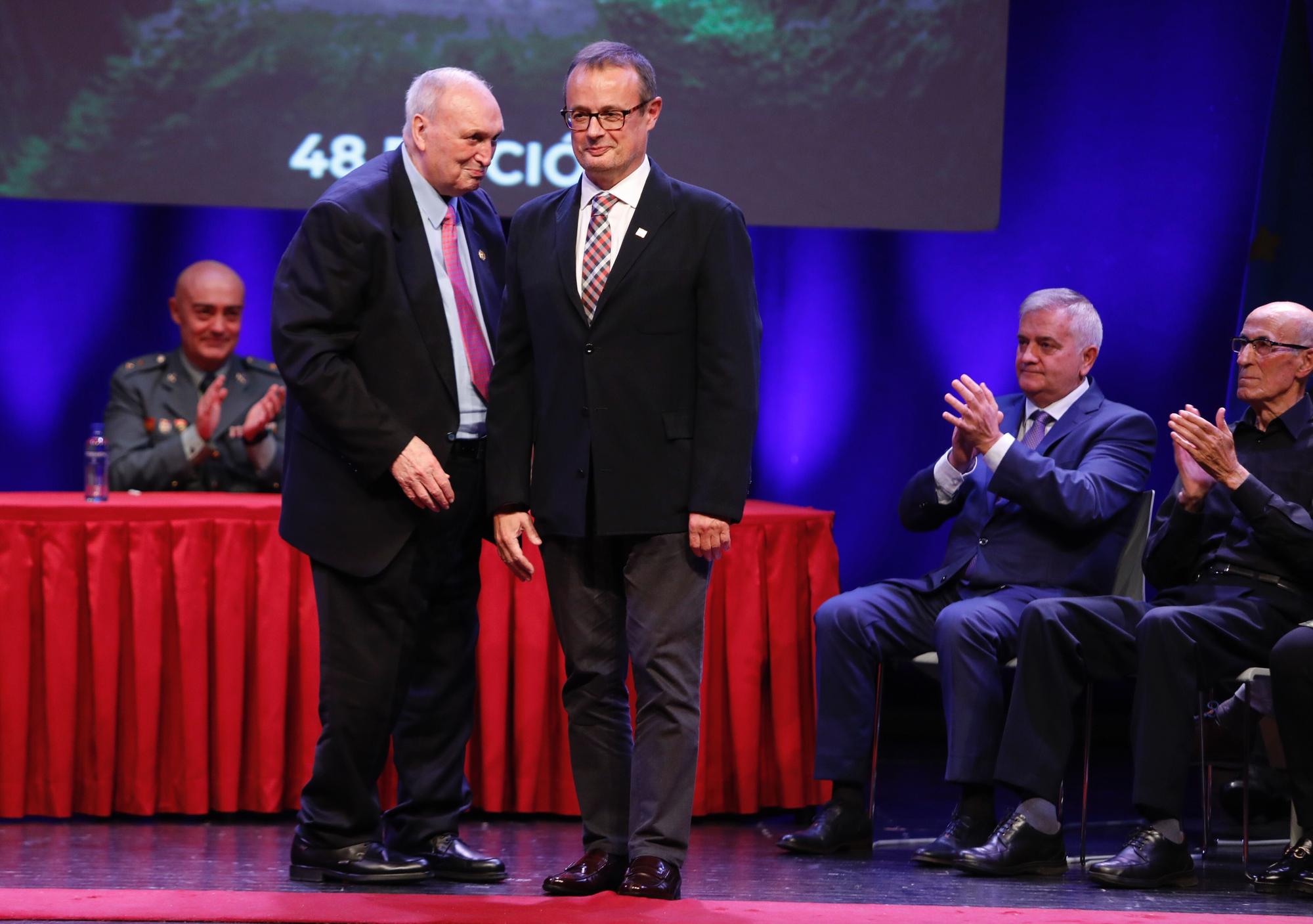 La gala de entrega de los premios "Mierense del año"