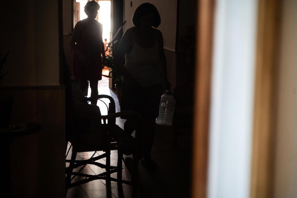 Fotogalería | Casas de Millán: un día después del incendio Fotogalería | Casas de Millán: un día después del incendio