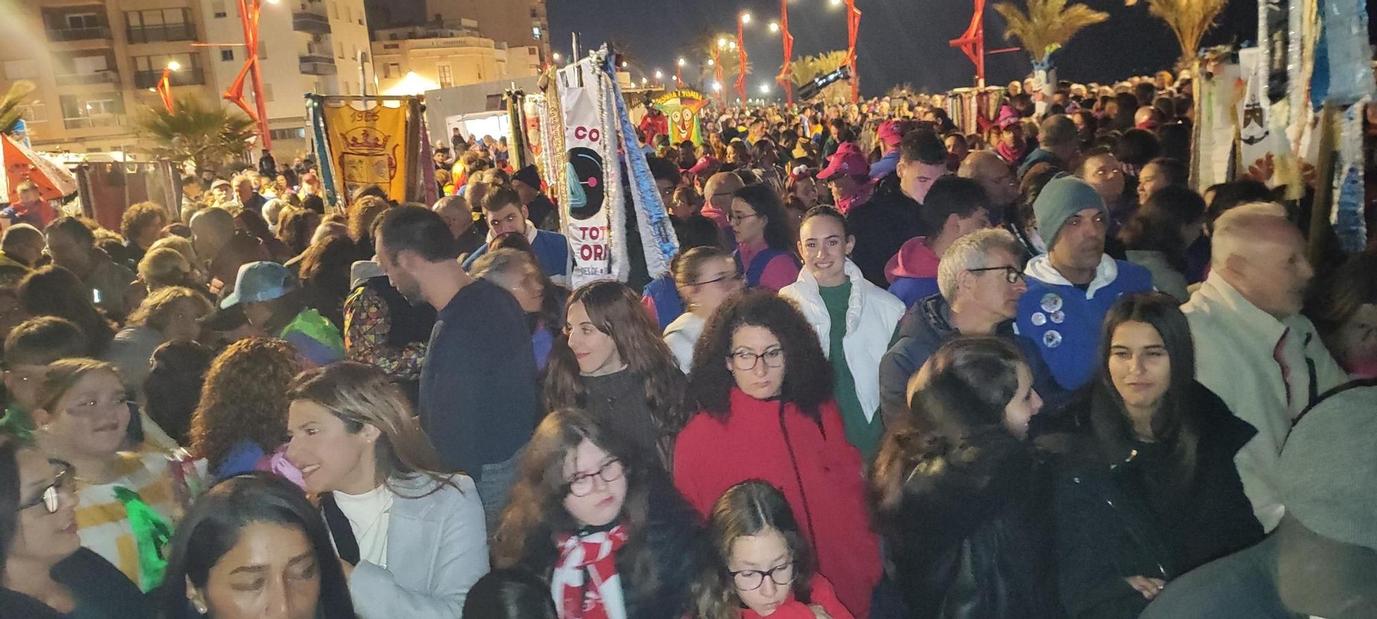 FOTOGALERÍA: Vinaròs arranca los actos de su esperado Carnaval