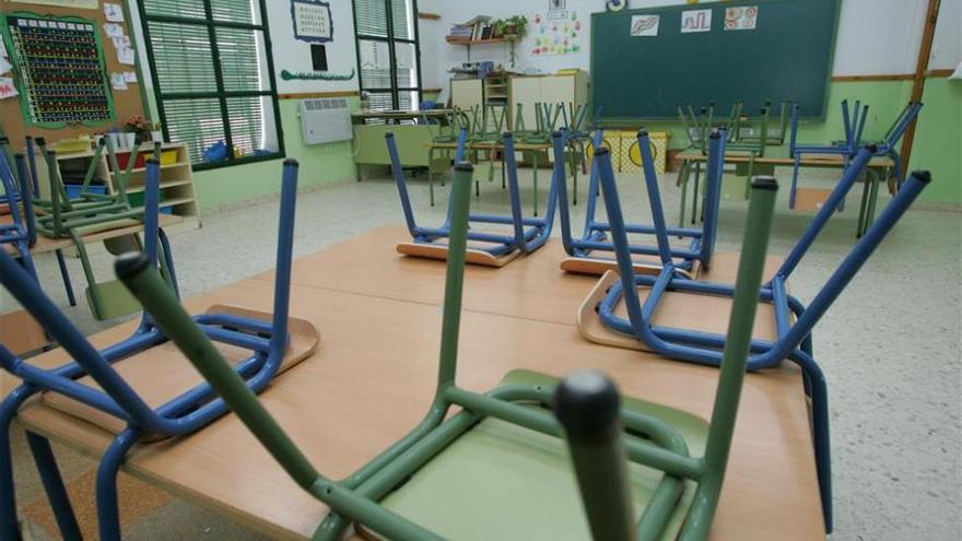 Retiran cuatro aulas prefabricadas en el colegio Santa Bárbara