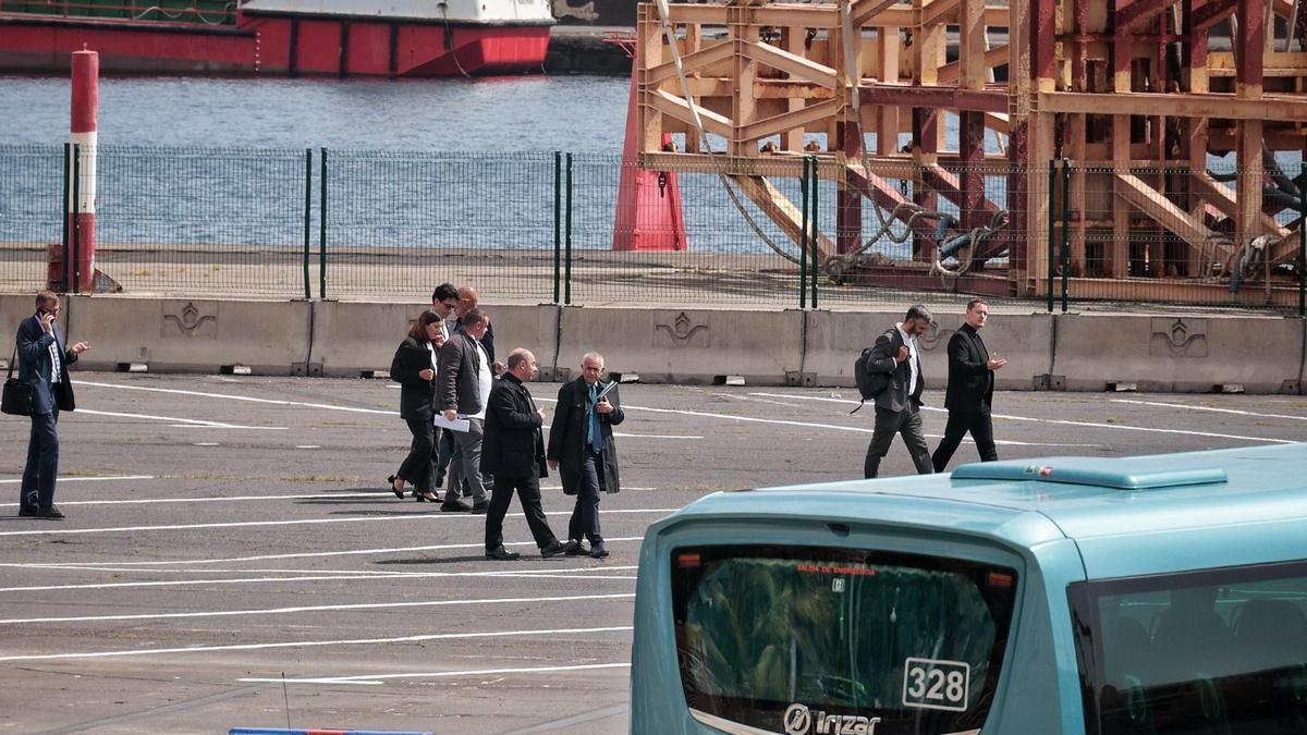 La Comisión del Vaticano inspecciona el Pueto chicharrero.
