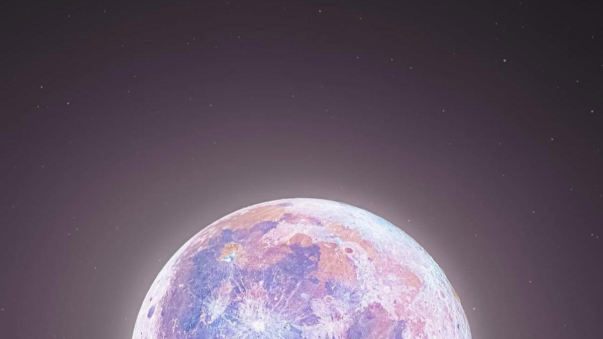 Esta peculiar luna llena se verá de color rojizo o ámbar por el efecto óptico.