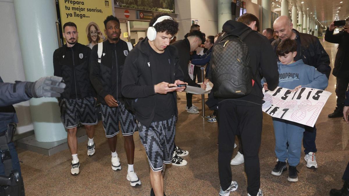 El PAOK ya está en Vigo, donde le apoyarán 600 aficionados