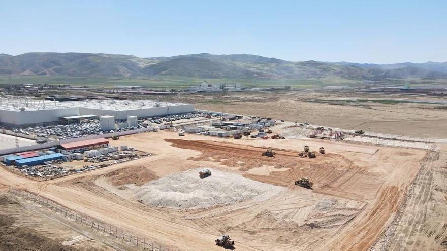 Stellantis crece en el norte de África: amplía la planta de Argelia para llegar a 135.000 vehículos