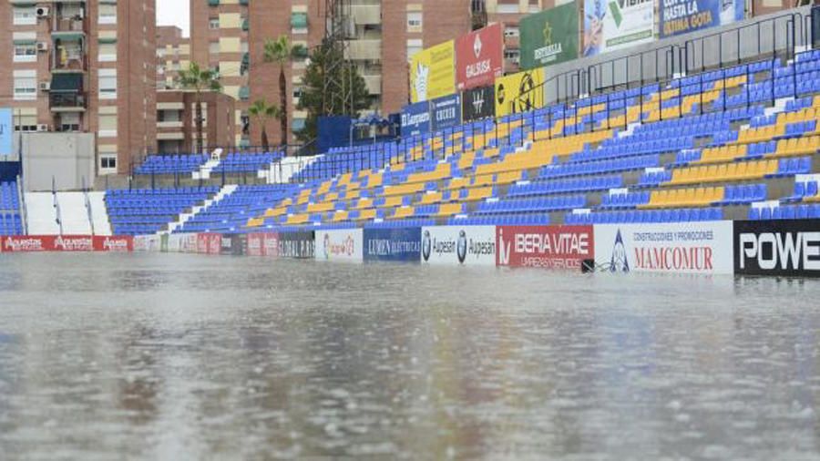 UCAM - Levante: Así estaba La Condomina tras el temporal de lluvias