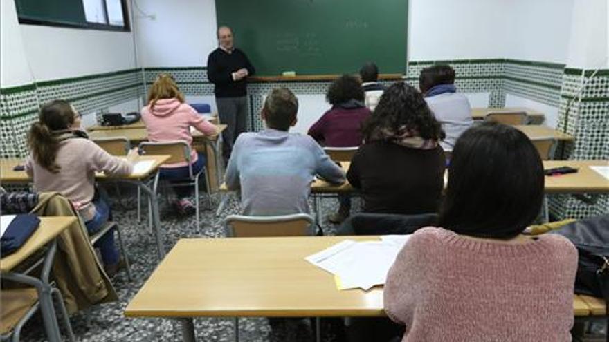 Educación oferta 3.000 plazas de maestro