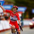 Demi Vollering conquista Valdesquí y es la reina de La Vuelta Femenina