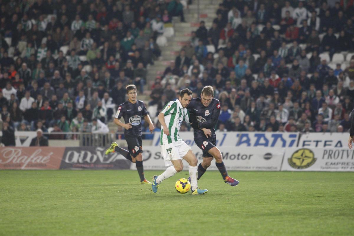 Lópe Silva y Álex Bergantiños, en un Córdoba CF-Deportivo en El Arcángel.