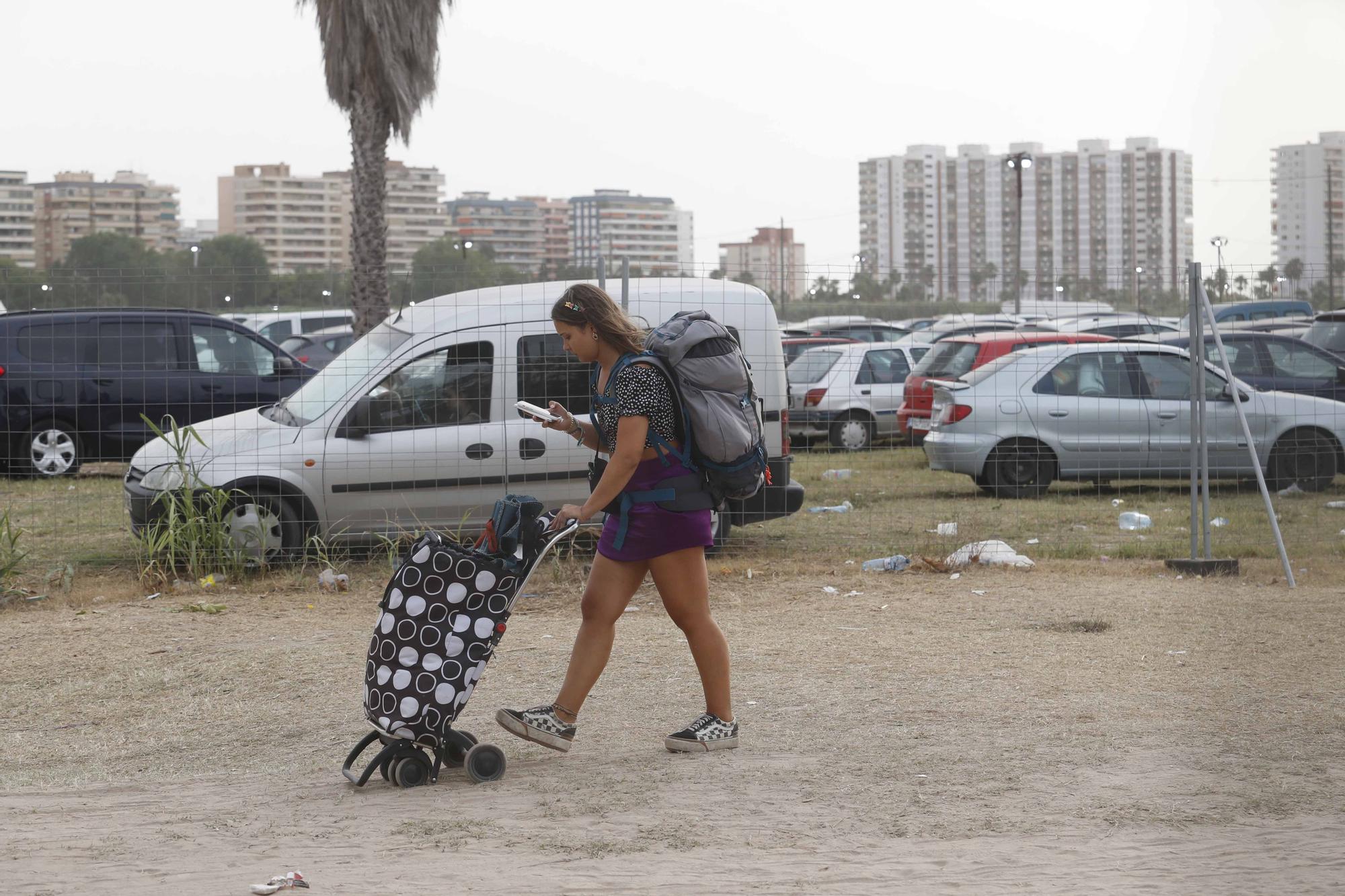 Los acampados en el Medusa comienzan a abandonar Cullera