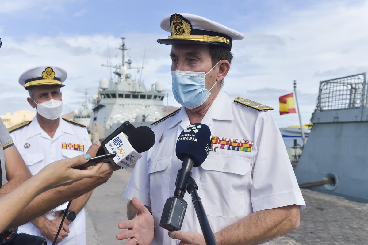 Visita del Almirante de la Flota, Antonio Martorel Lacave, a las unidades de la Flota en Canarias
