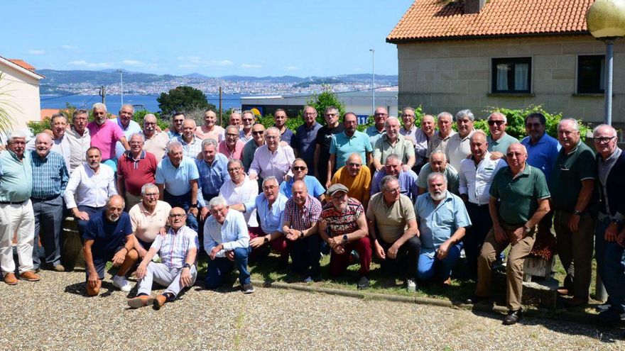 Reencuentro de los escolares de don Armindo
