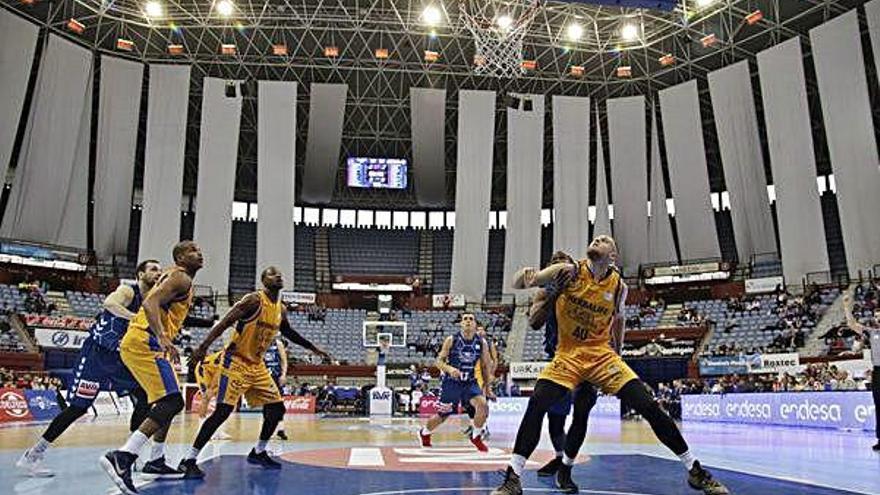 Imatge amb les lones a la part superior del San Sebastián Arena