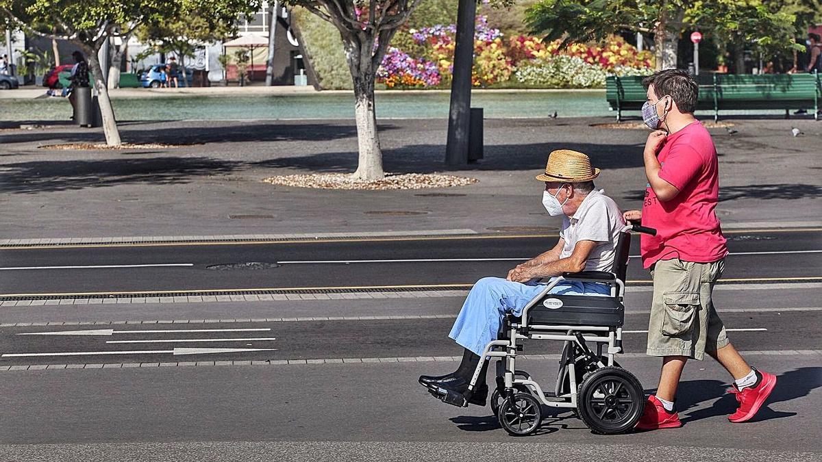 Una residencia de mayores de Tenerife registra un brote que afecta a 39 personas