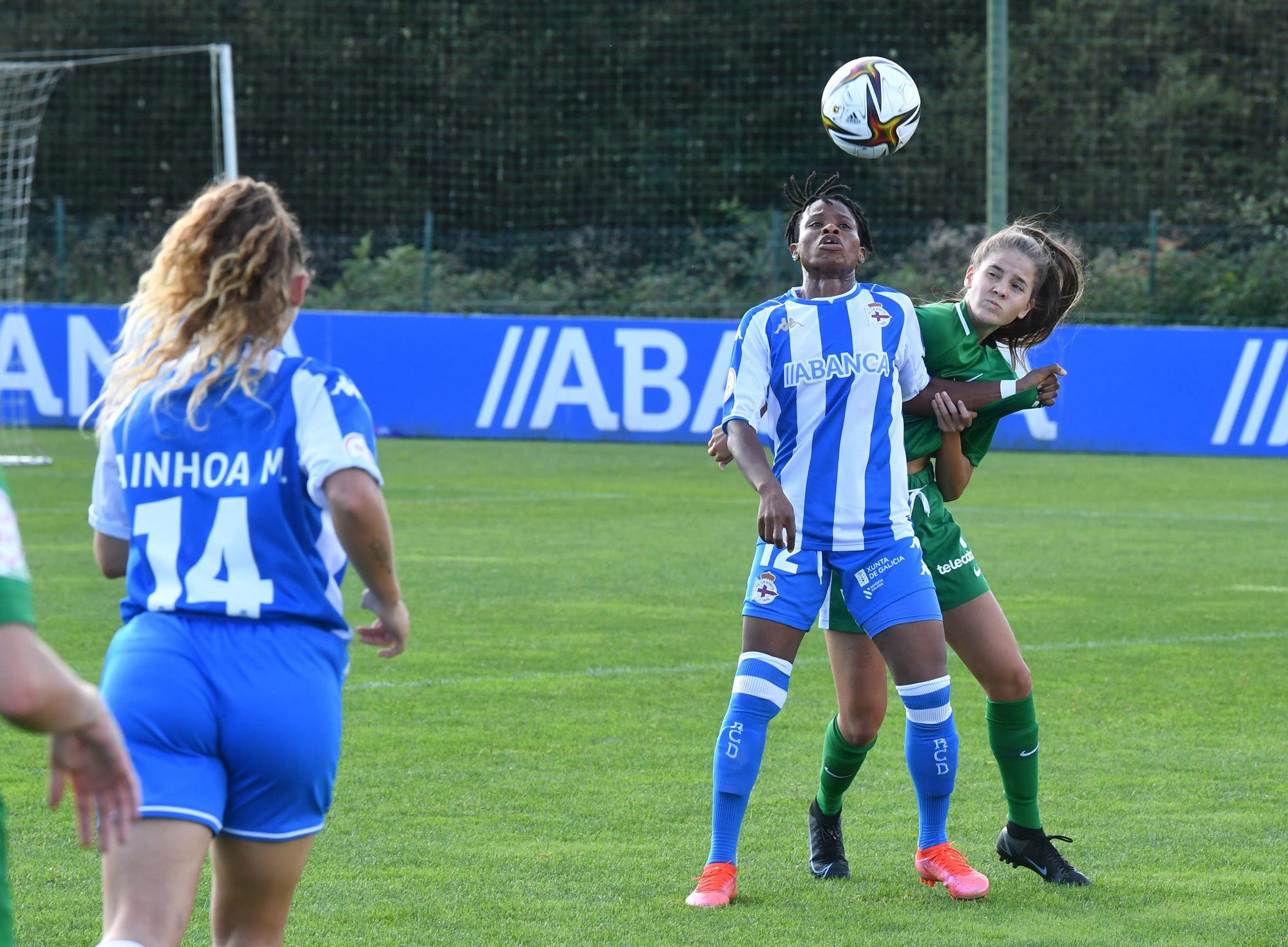 El Dépor Abanca doblega 1-0 en el último minuto al Sporting