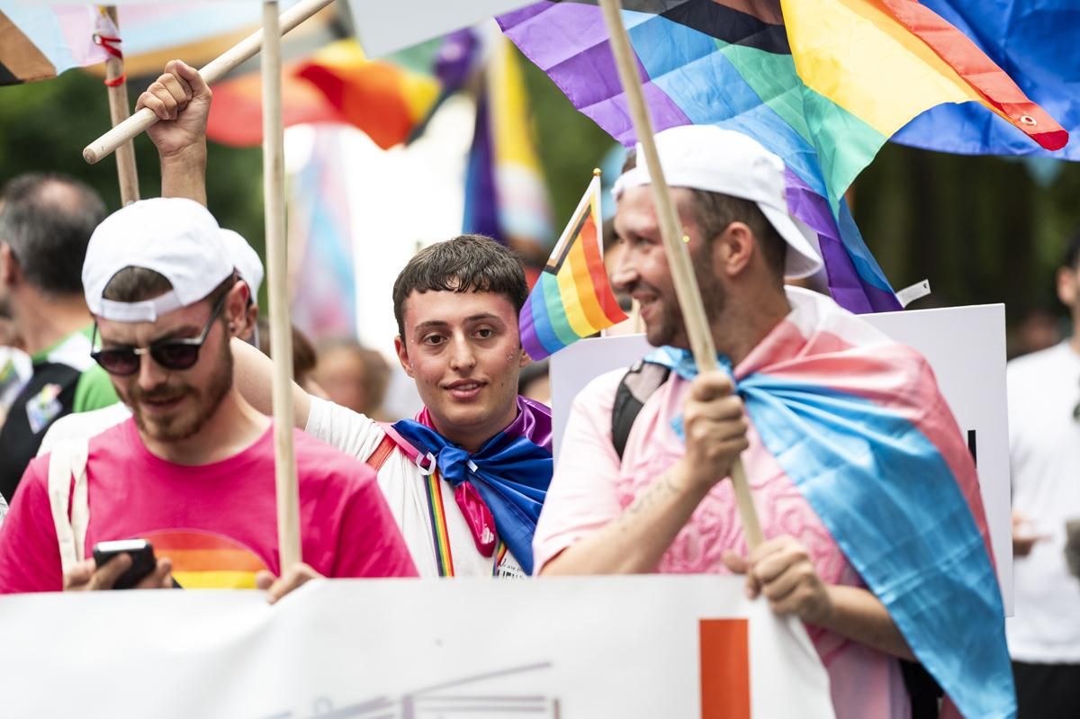 Fotogalería | Así fue la marcha del orgullo en Cáceres