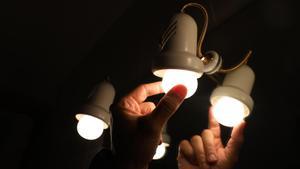 Dimecres el preu de la llum pujarà un 5%, fins als 237 euros/MWh