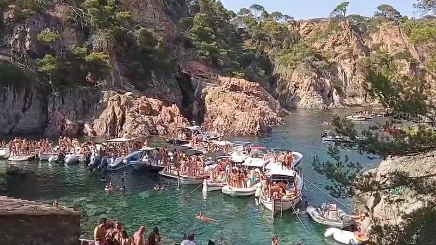 El Parlament insta el Govern a evitar festes a les platges de la Costa Brava