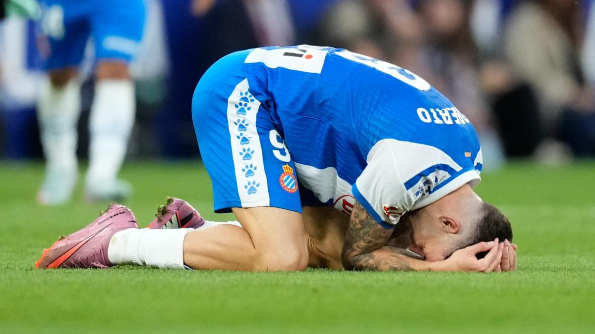 Roberto se lamenta durante el Espanyol-Betis