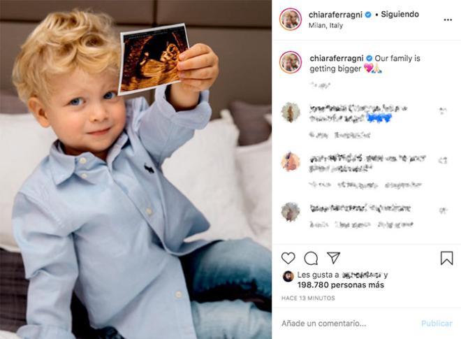 La foto con la que Chiara Ferragni y Fedez han anunciado que esperan su segundo hijo